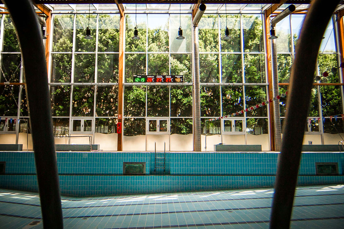 Analítico Orgullo cocodrilo Proyecto: Reloj-temperatura con 4 displays LED para la piscina municipal  cubierta de Alcantarilla | CUMA
