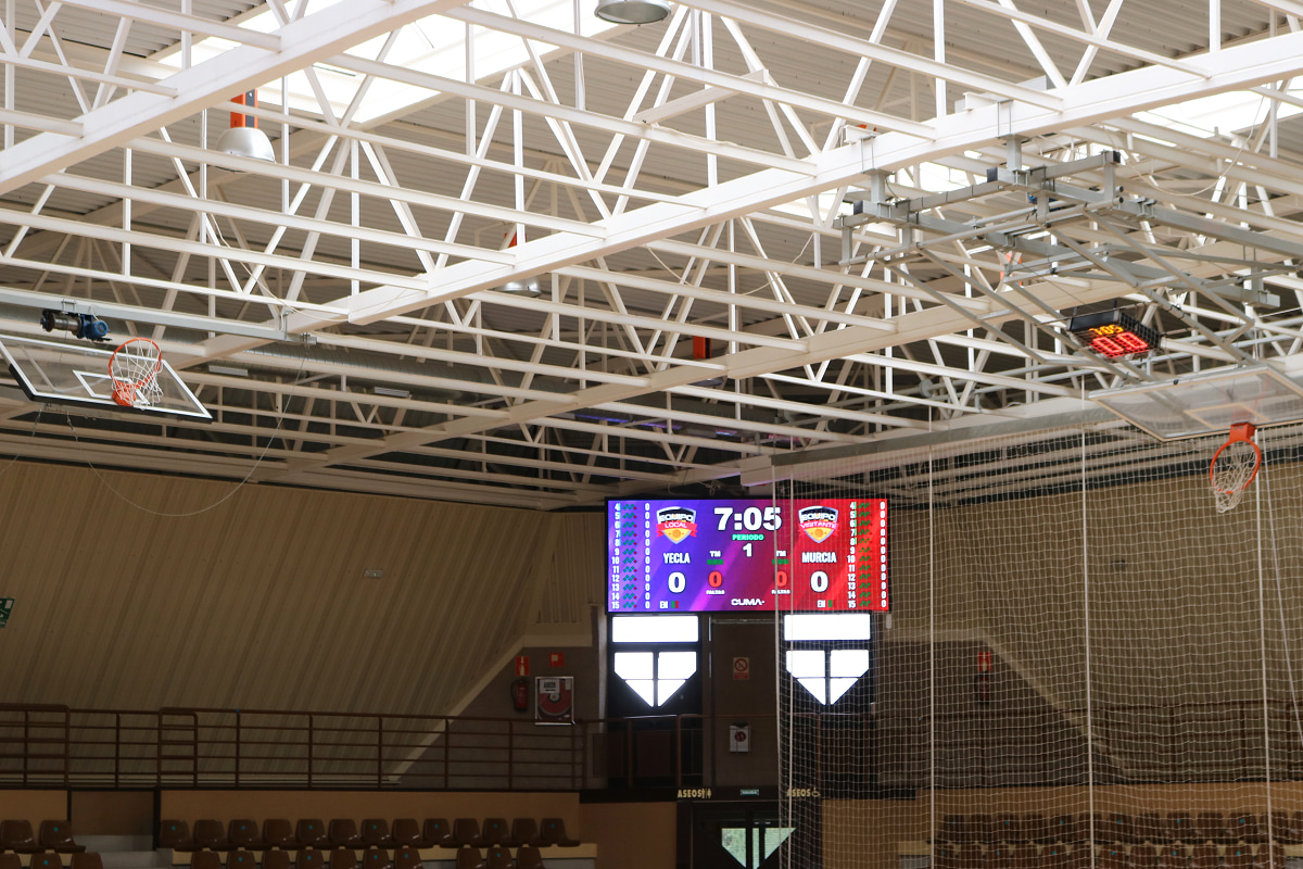 Videomarcador de baloncesto LED CUMA en Yecla